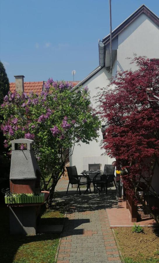 Apartman Excellent - Kuca Za Odmor U Zupanji -Natkriveno Parkirno Mjesto Zupanja Esterno foto